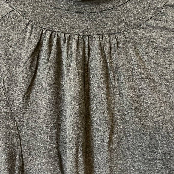 Mango gray turtle neck. - Picture 2 of 8